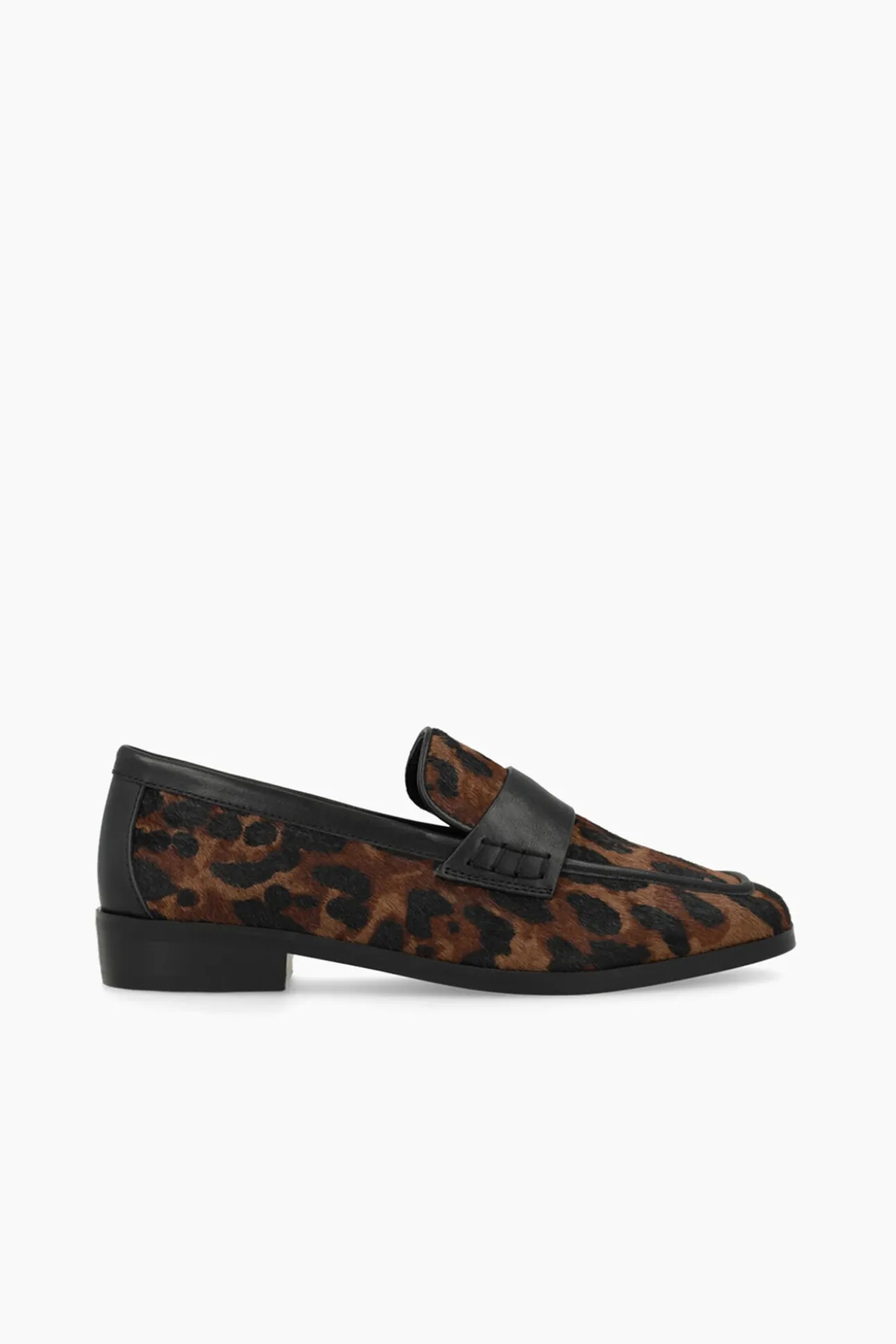 Mocassins de couro com estampa animal