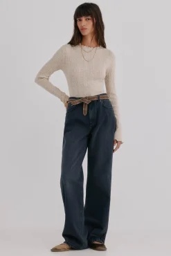 Nidia. Top com detalhe de ondas