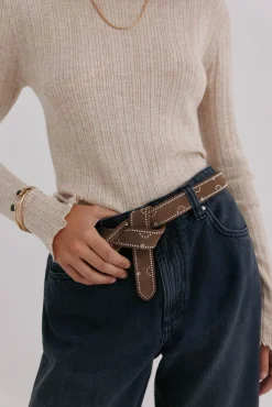 Nidia. Top com detalhe de ondas
