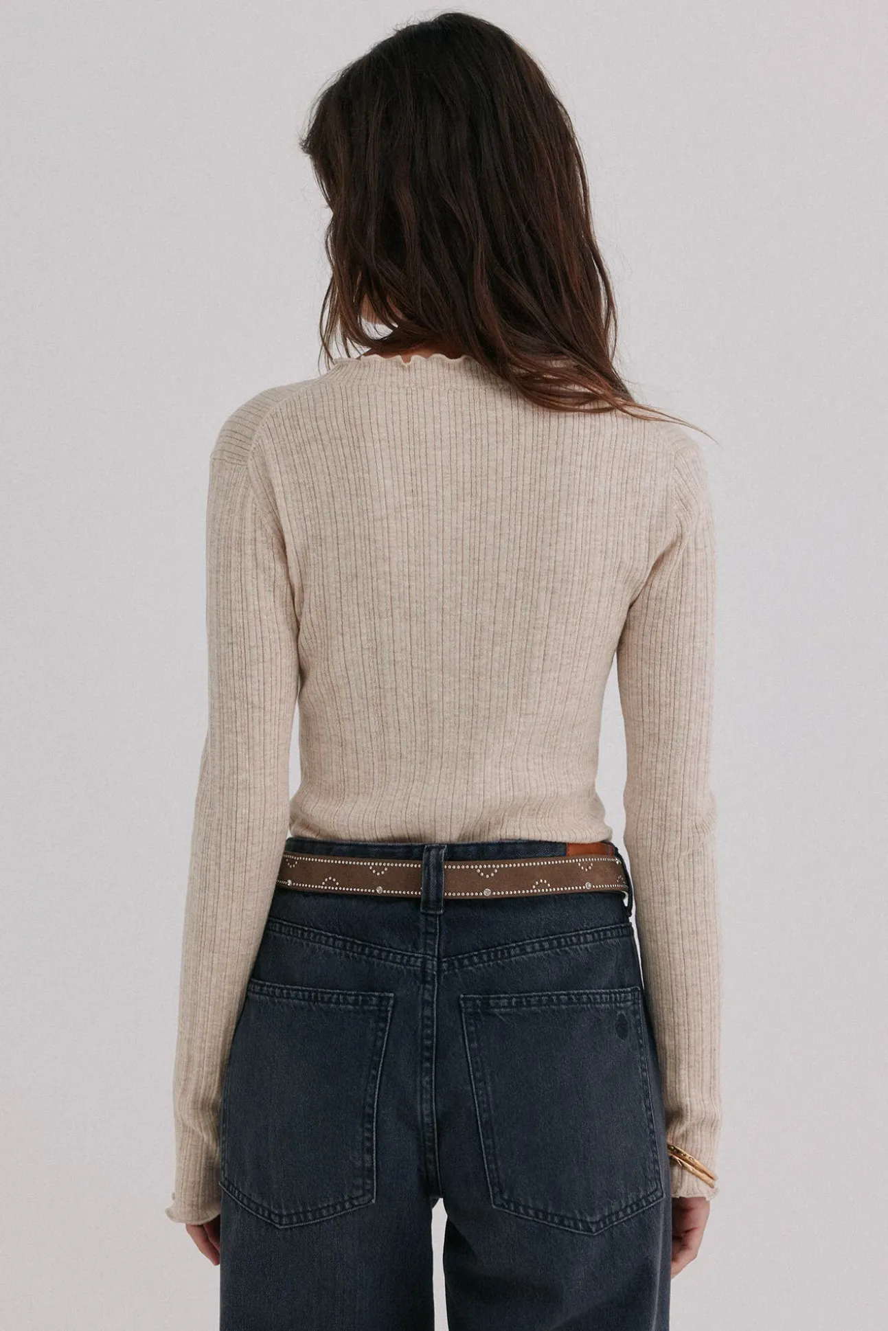 Nidia. Top com detalhe de ondas