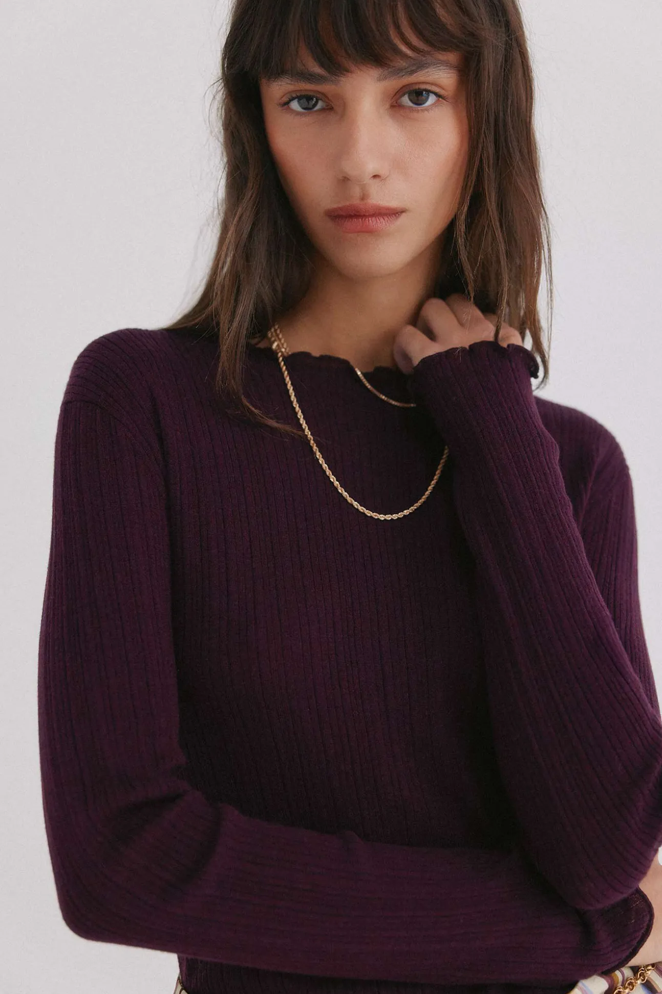 Nidia. Top com detalhe de ondas