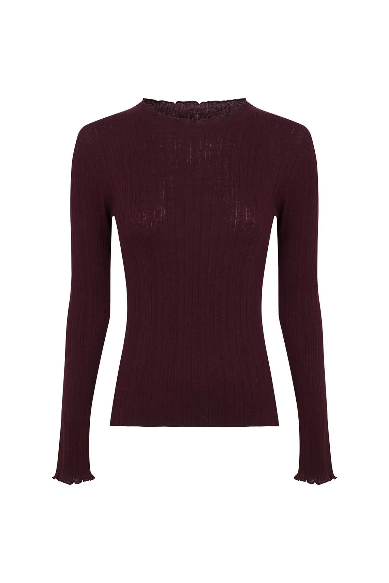 Nidia. Top com detalhe de ondas