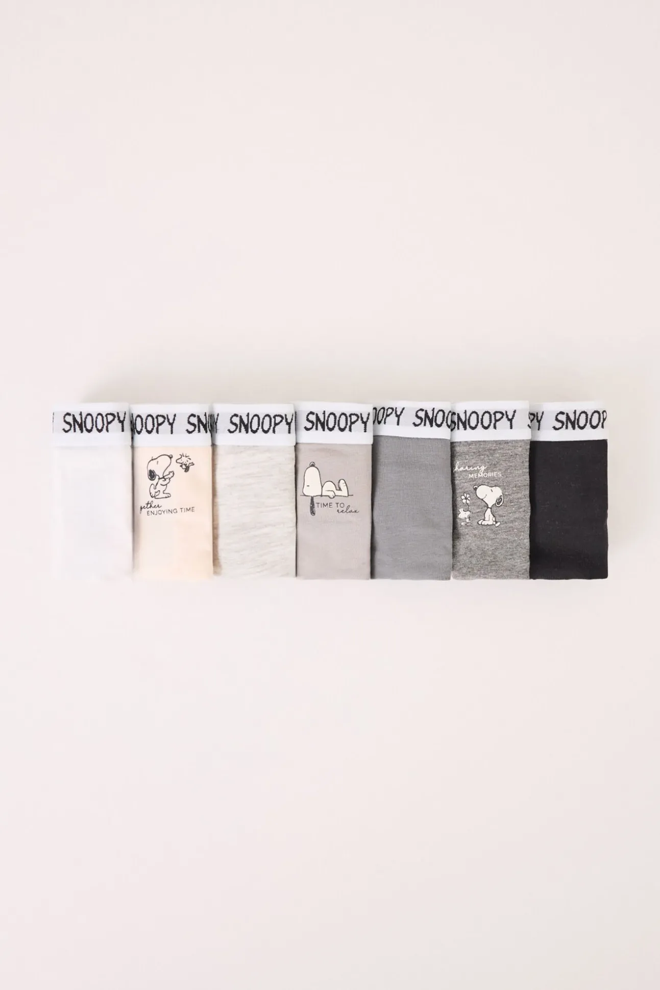 Pacote com 7 cuecas largas de algodão multicoloridas do Snoopy