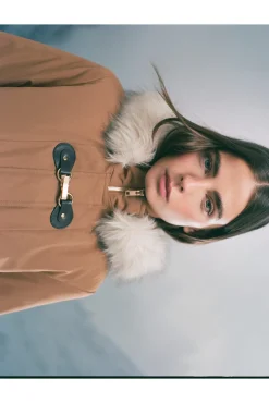 Parka com capuz e zíper metálico Sorona Aura