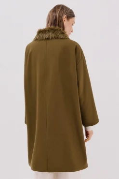 Parka com gola de pele