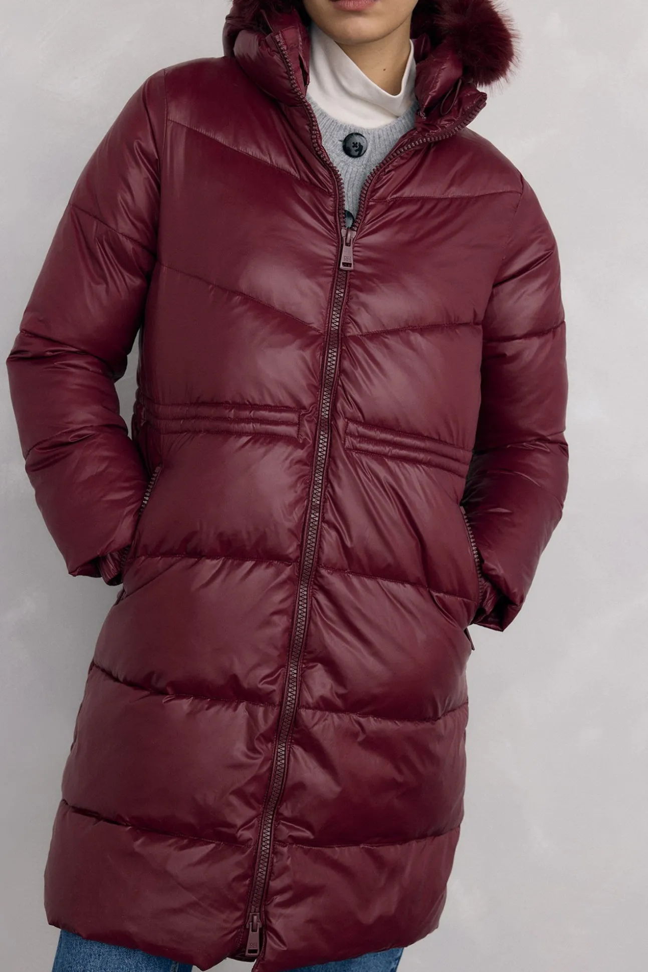 Parka comprida capuz