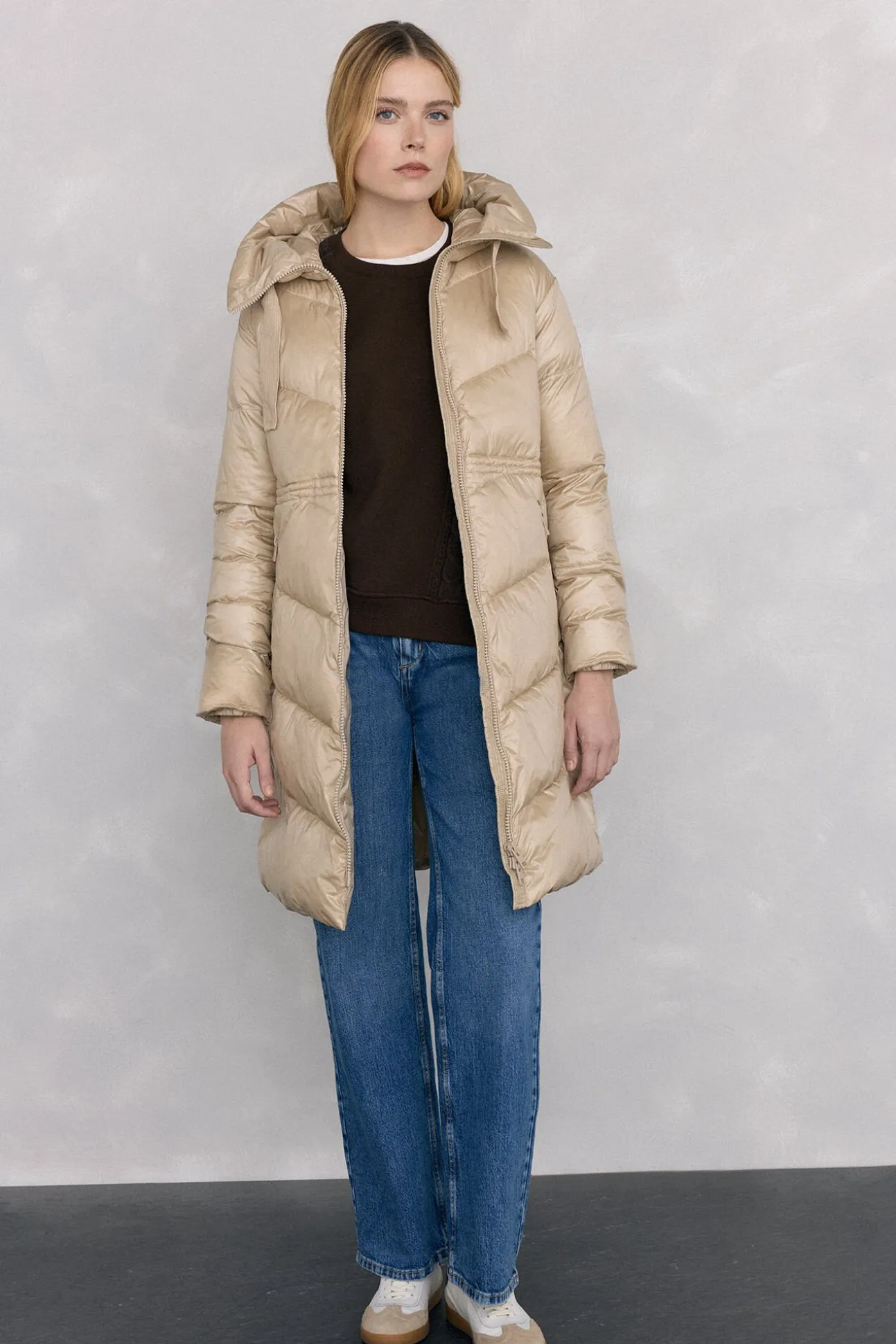 Parka comprida capuz
