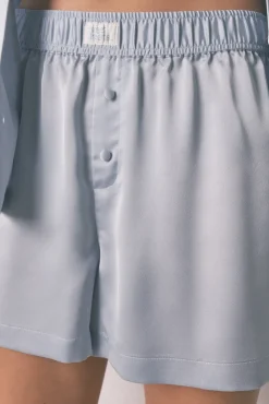 Pijama camiseiro de cetim azul