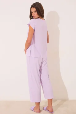 Pijama capri canelado de viscose