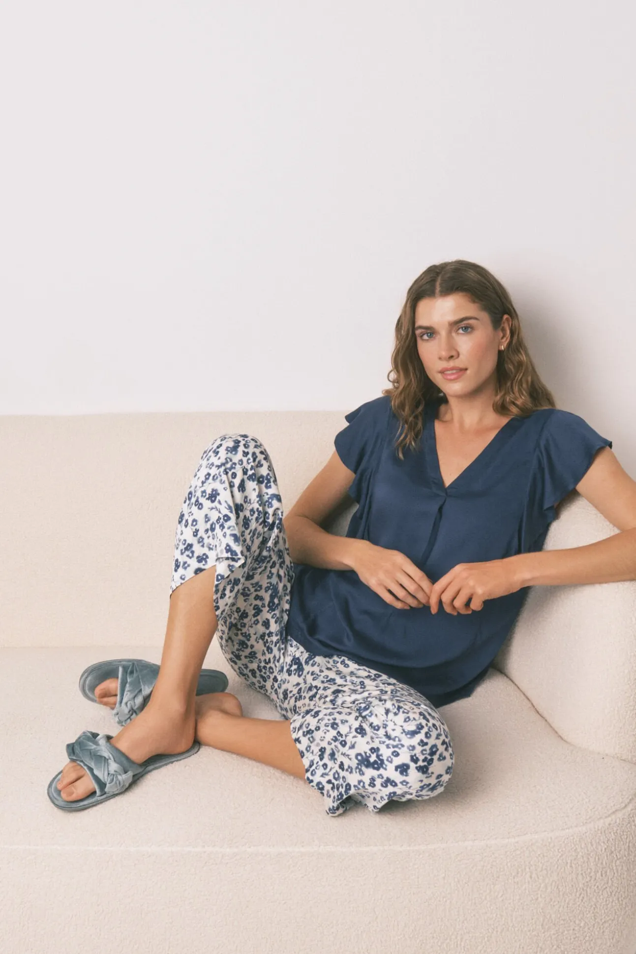Pijama Capri de viscose floral azul