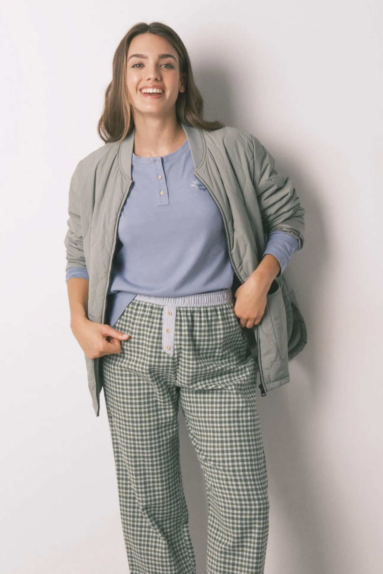 Pijama comprido com calças e estampado xadrez