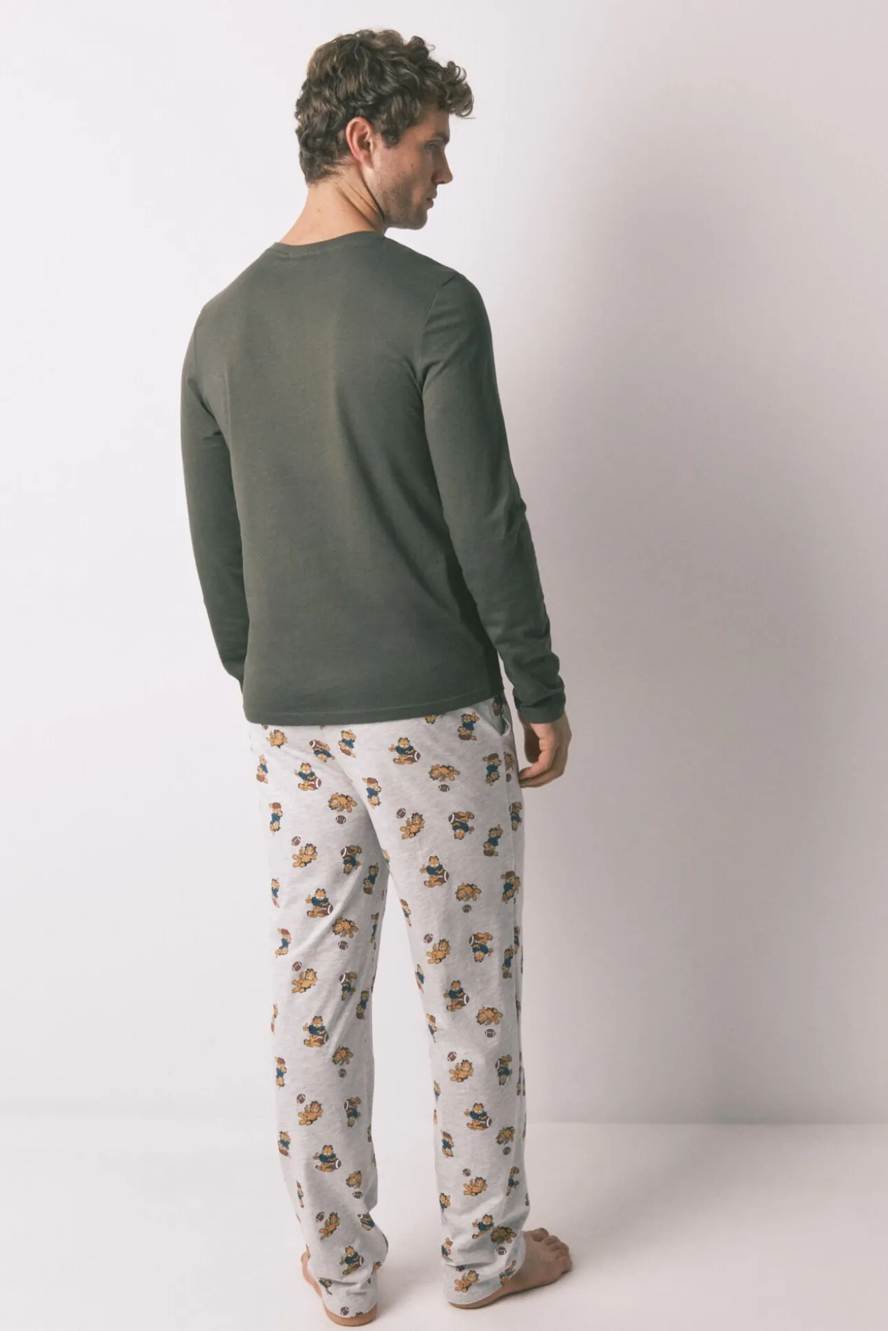 Pijama comprido masculino "Garfield" 100% algodão