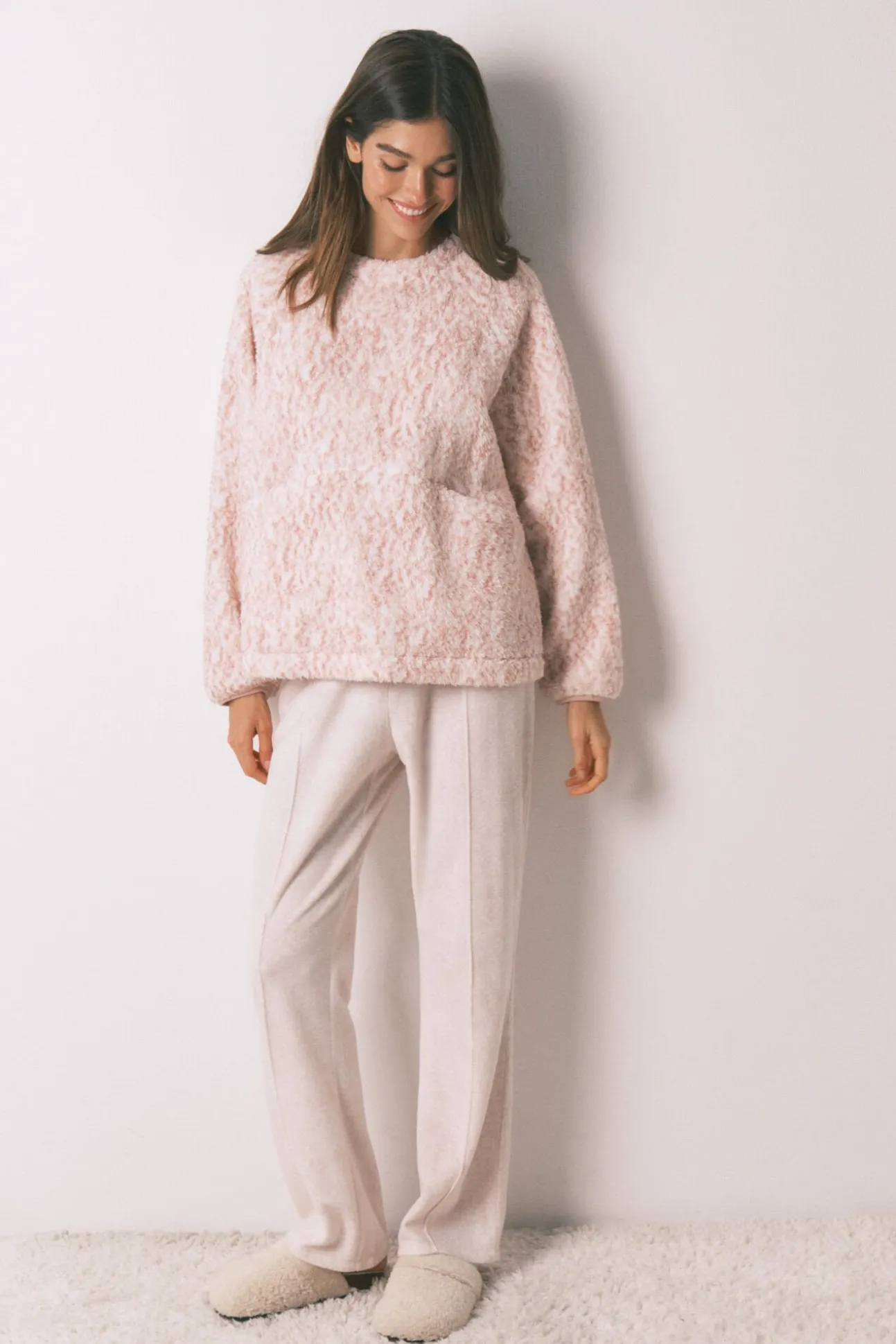 Pijama comprido pelo rosa