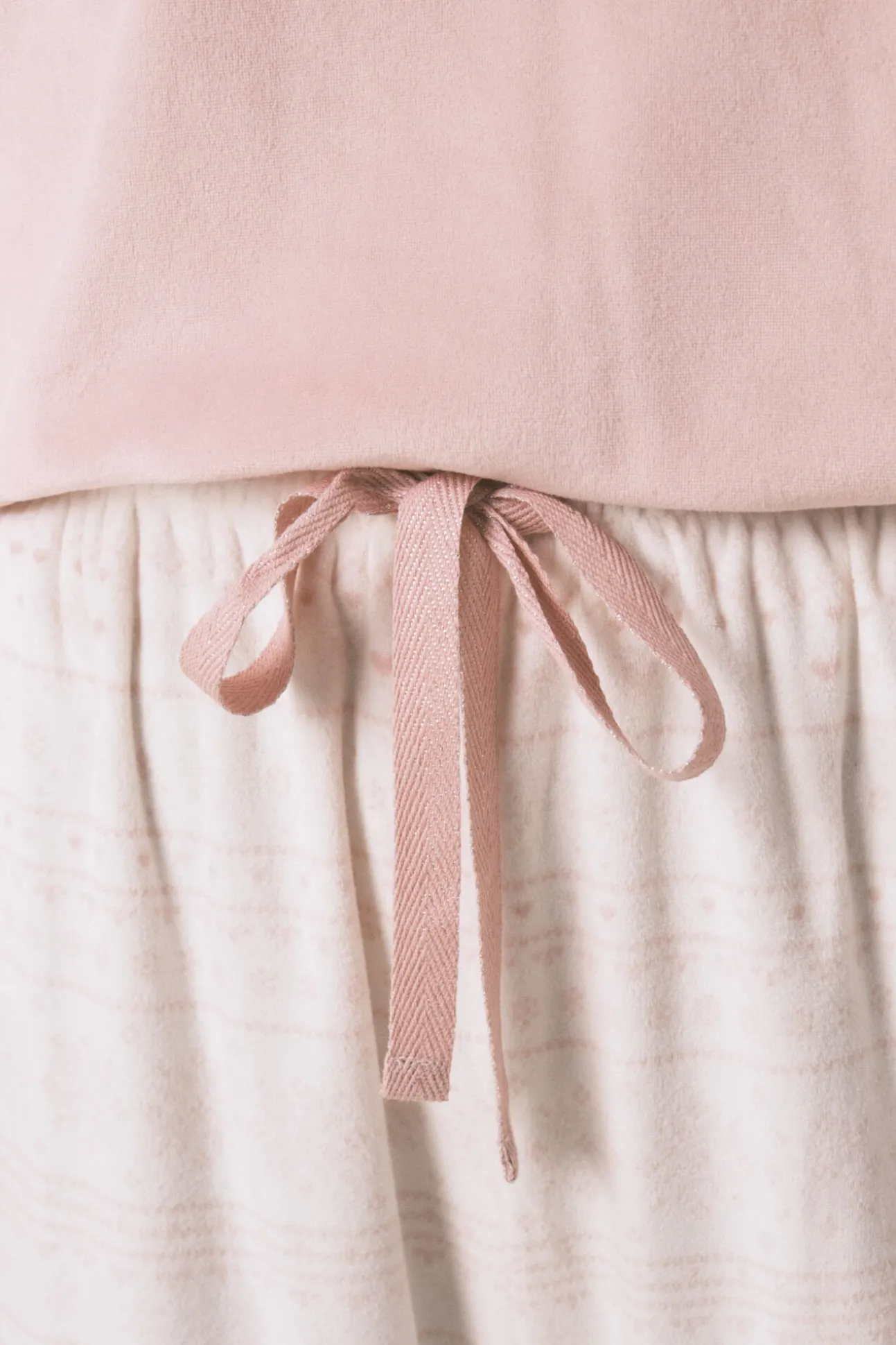 Pijama comprido polar suave rosa