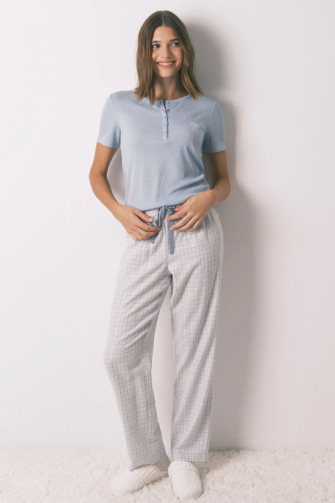 Pijama comprido xadrez efeito brilho azul