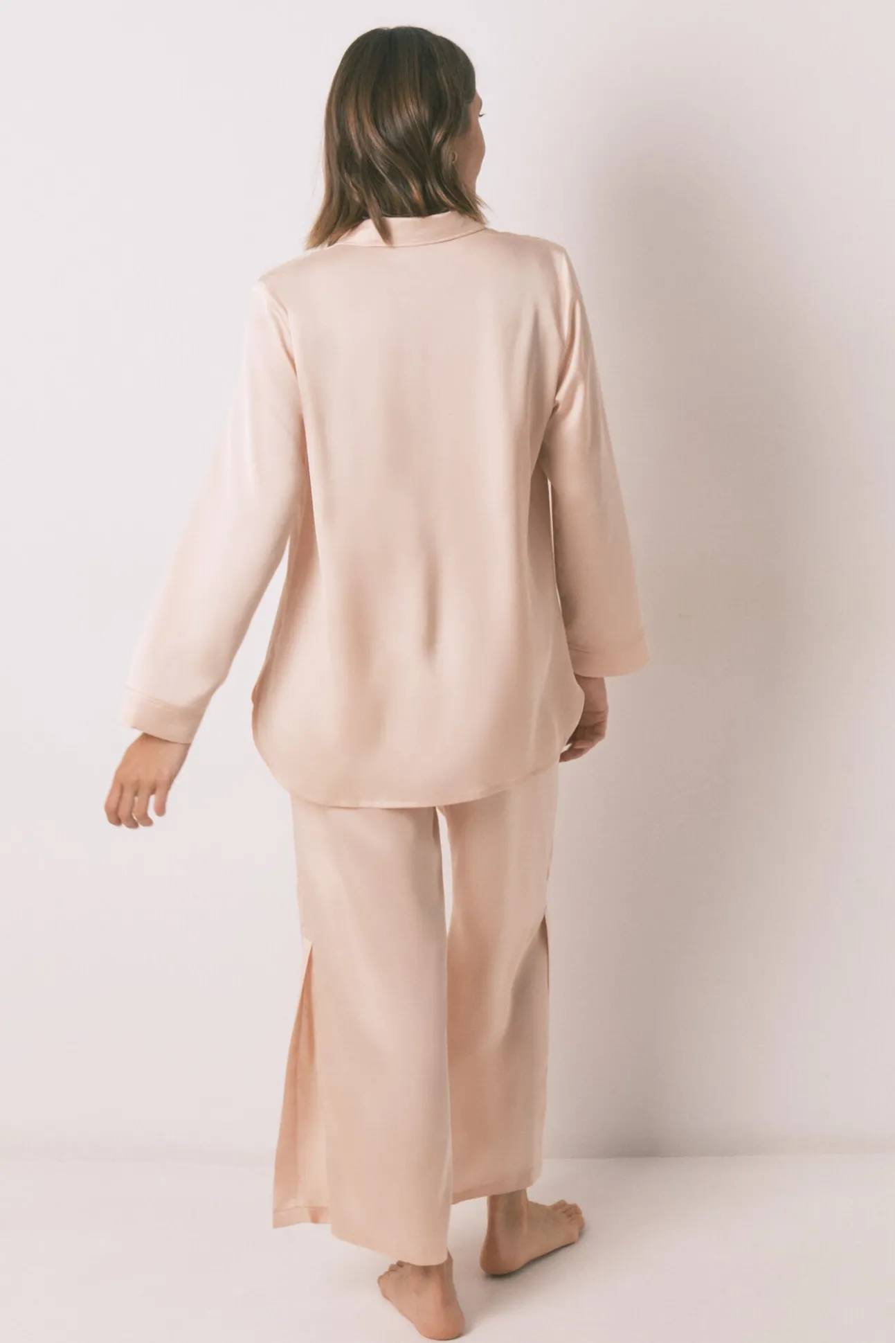 Pijama comprimida de strass em satin laranja