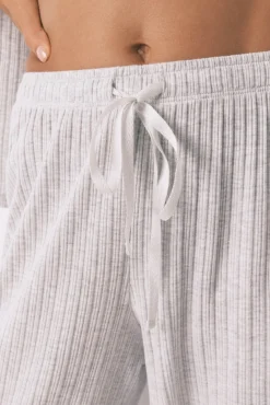 Pijama longo de algodão canelado cinza