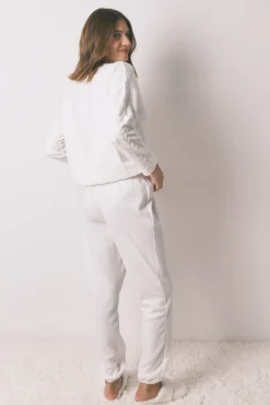 Pijama polar branco pijama comprido e macio
