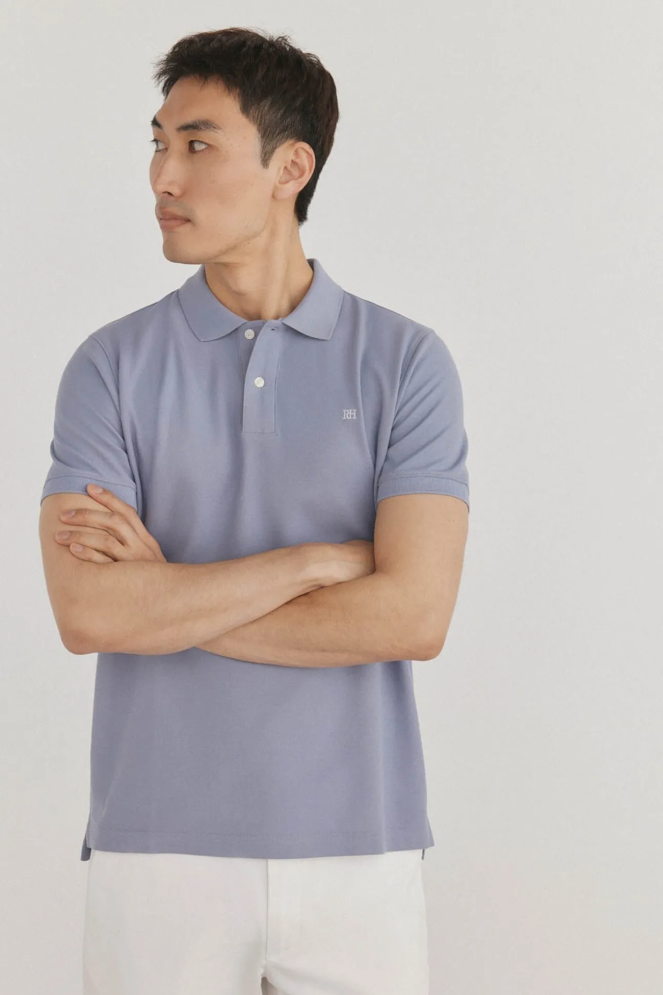 Polo básico regular em piqué