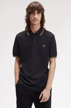 Polo piqué masculina de manga curta