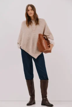 Poncho de toque suave