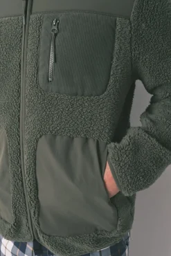 Robe curto verde de borrego masculino