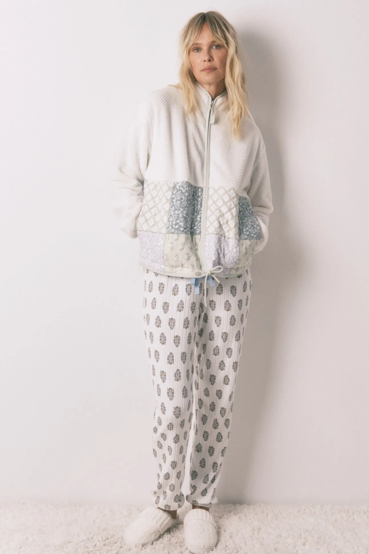 Robe de pelo com patchwork