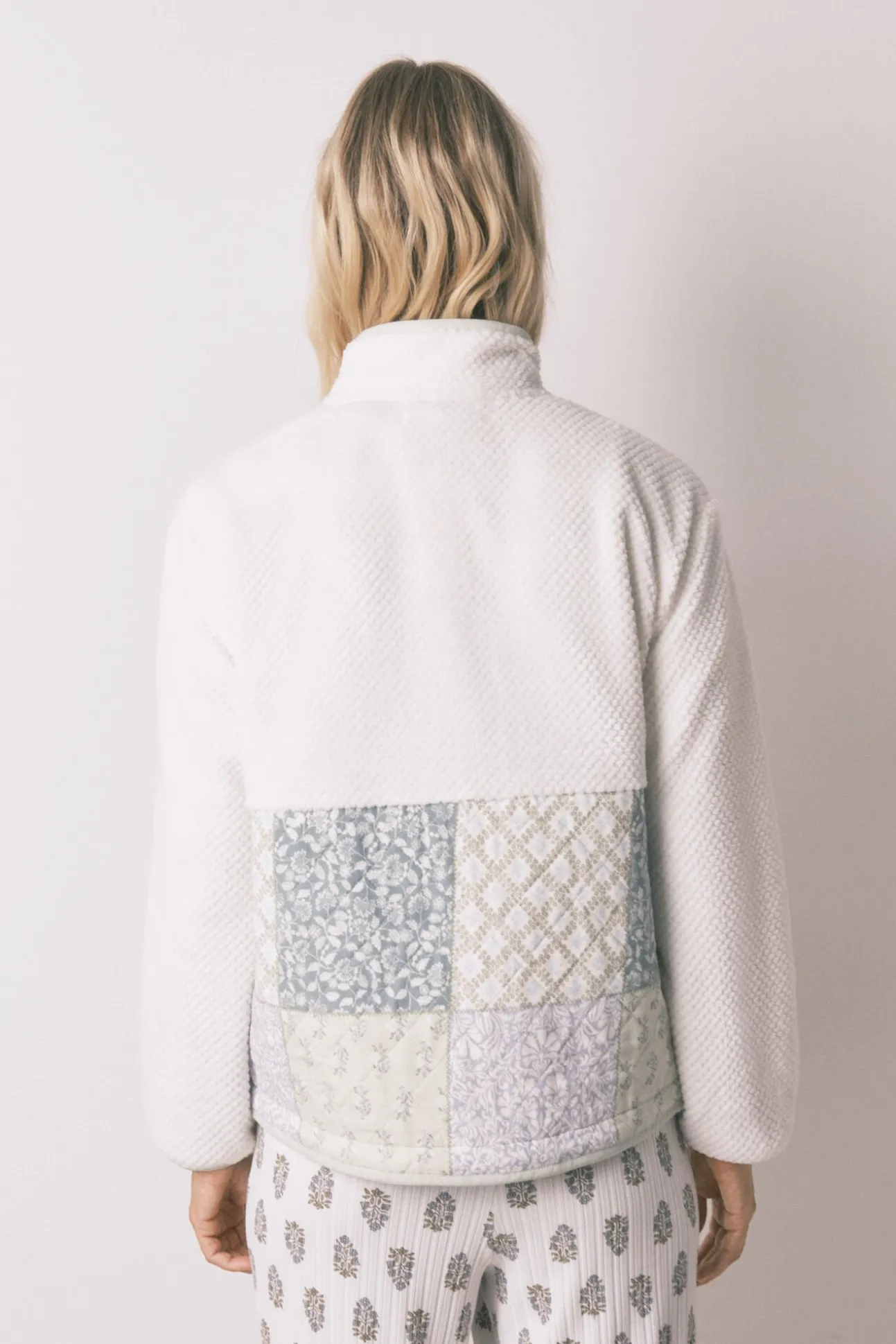 Robe de pelo com patchwork