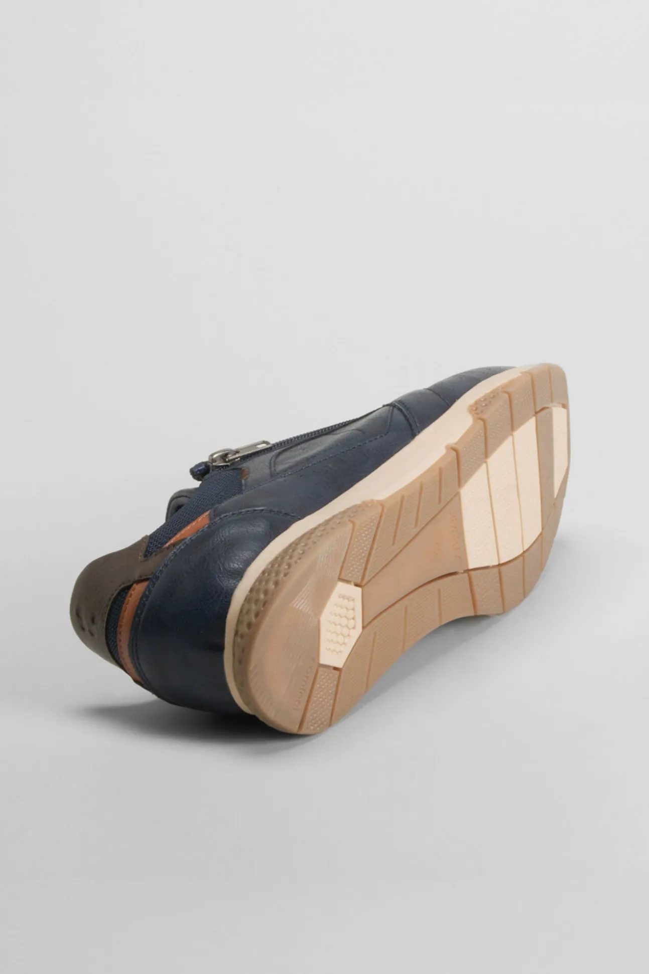 Roupa esportiva urbana COMFEET