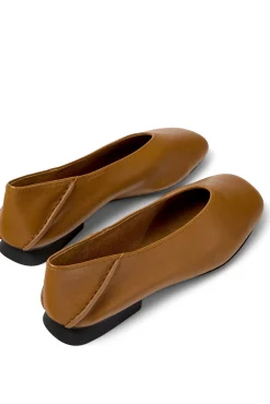 Sabrinas de couro rasas