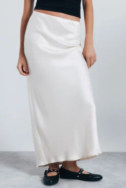 Saia midi acetinada