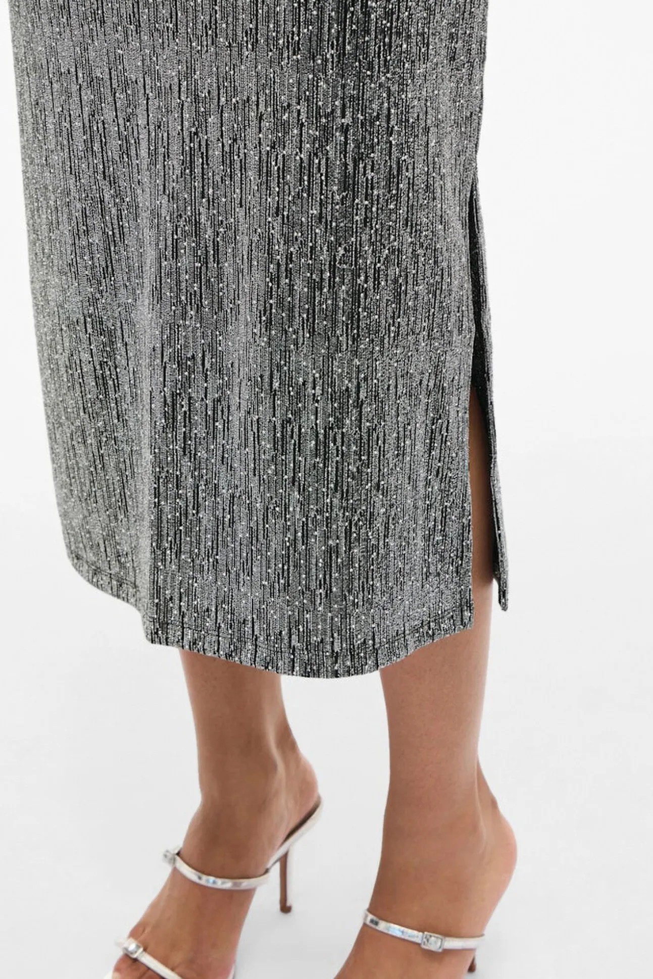 Saia midi com glitter