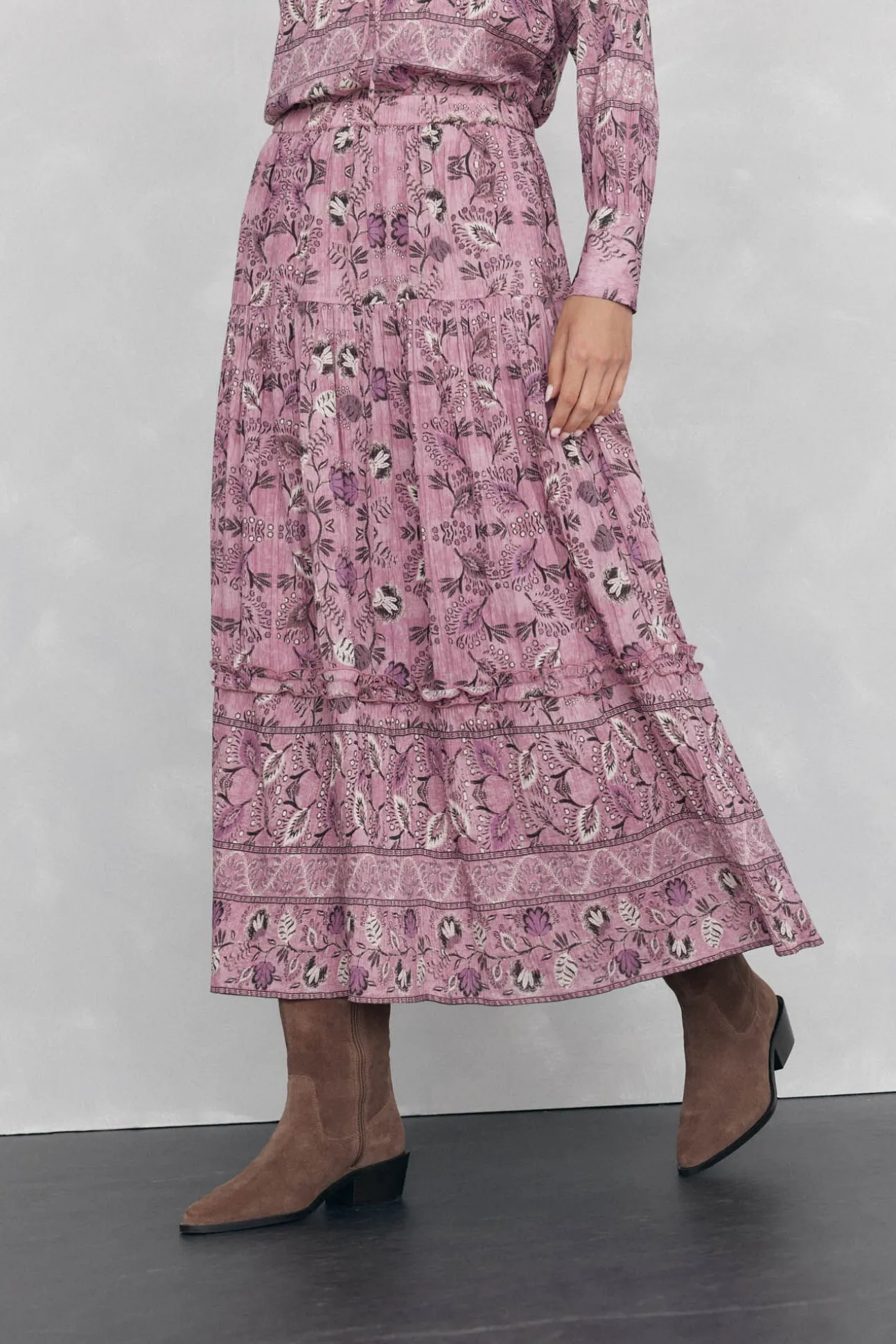 Saia midi estampada