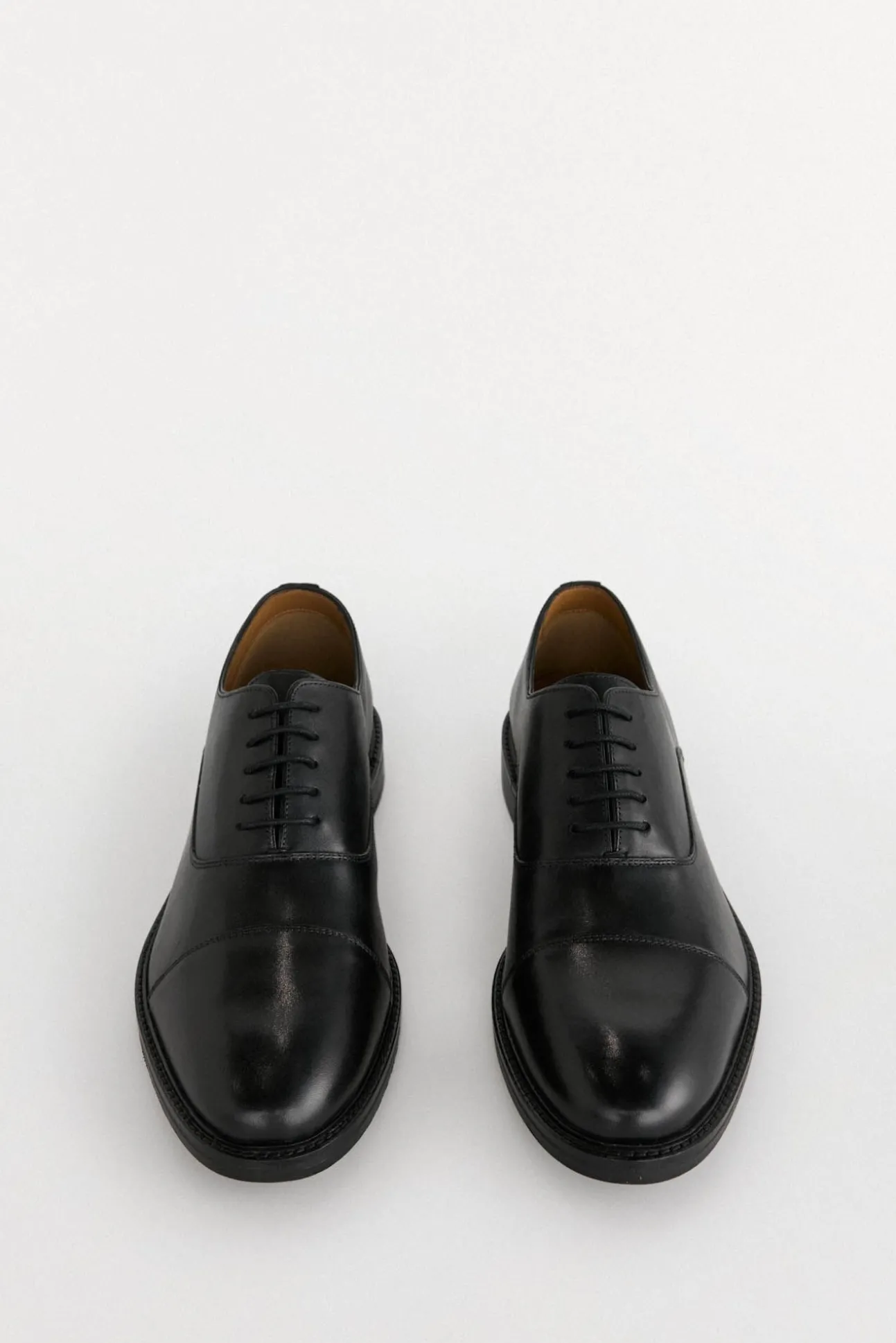 Sapato elegante liso