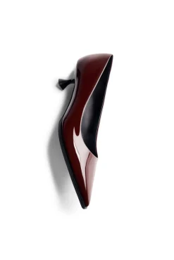 Sapatos de salto