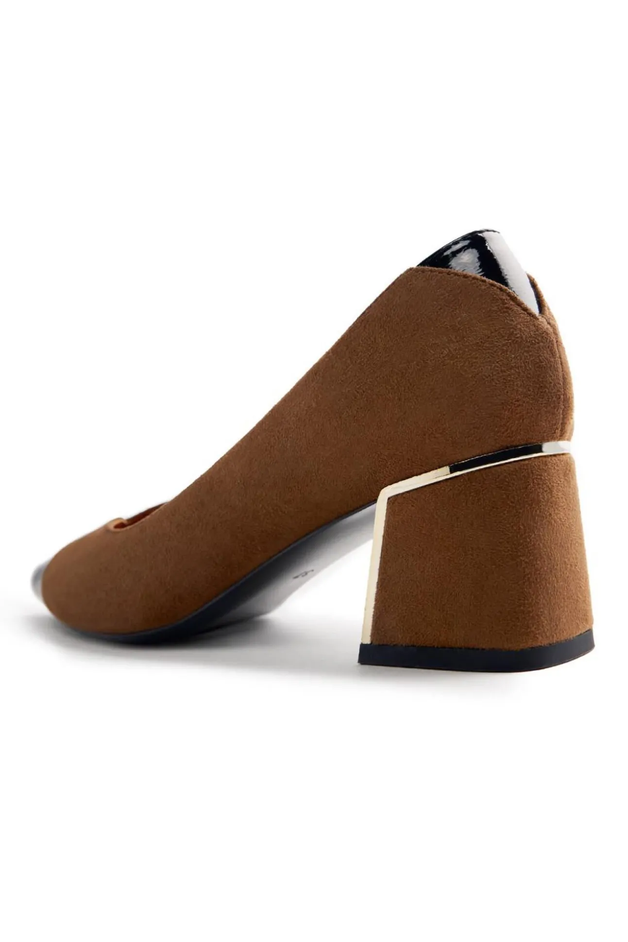Sapatos de salto