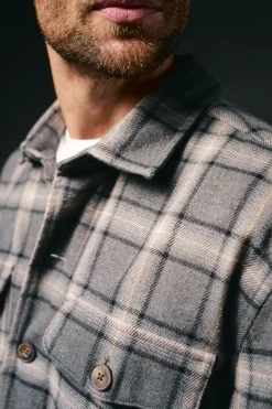 Sobrecamisa xadrez