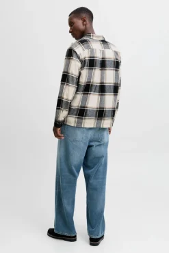 Sobrecamisa xadrez