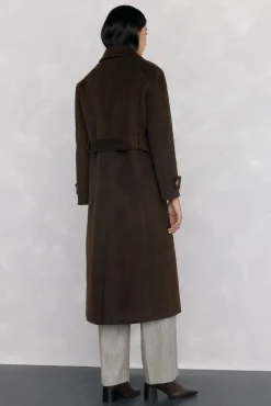 Sobretudo longo de dois trench