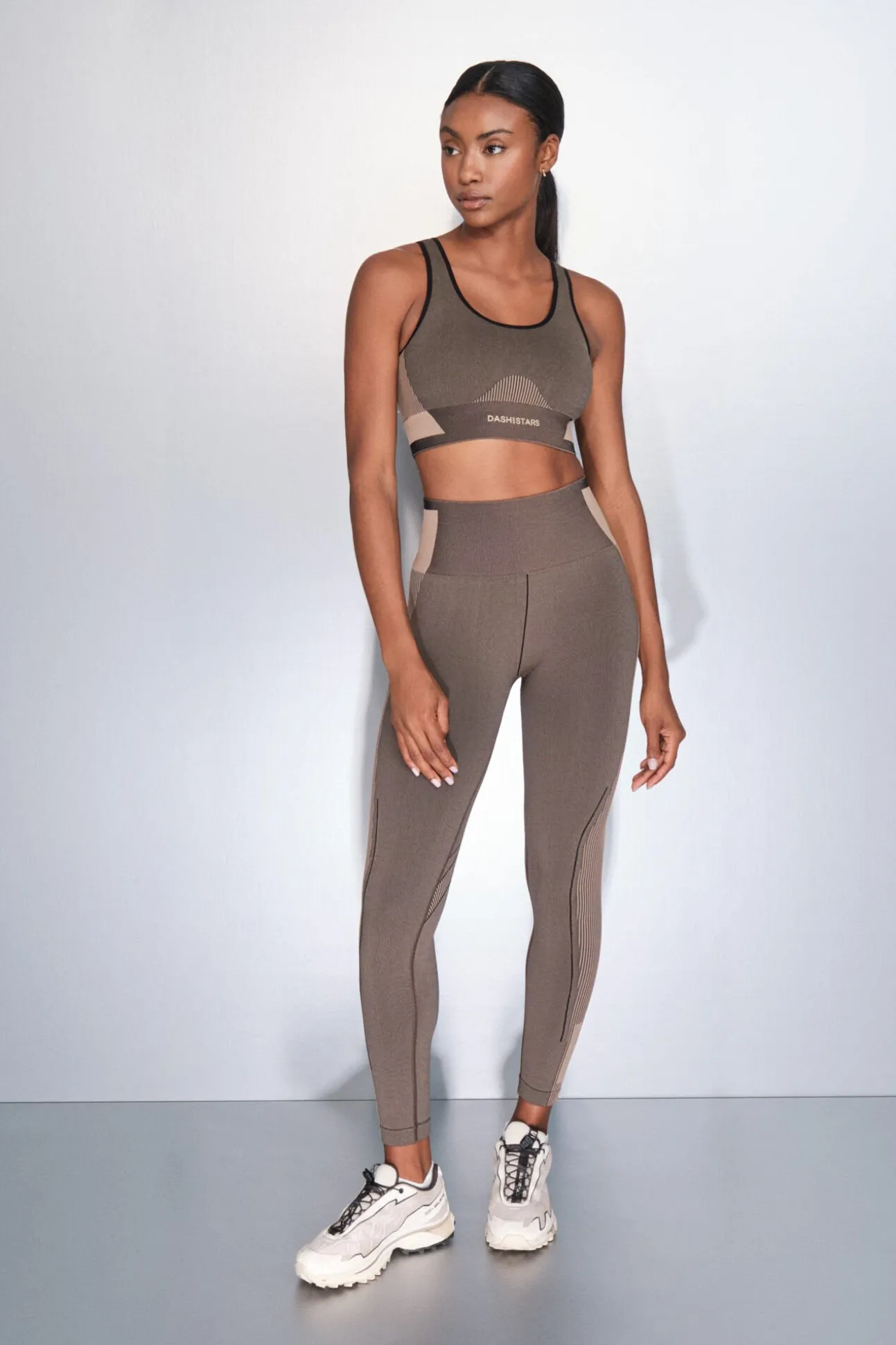 Soutien desportivo marrom SEAMLESS FIT