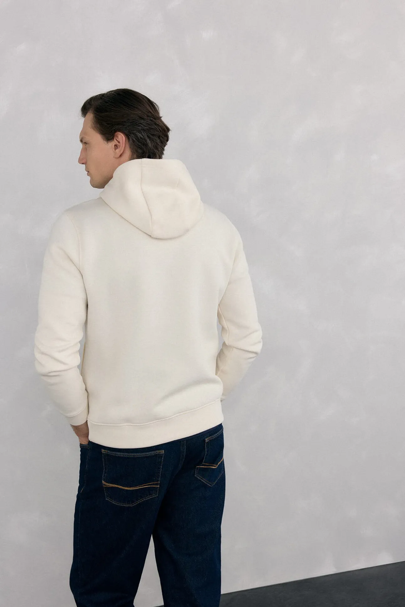 Sweatshirt capuz logo bordado
