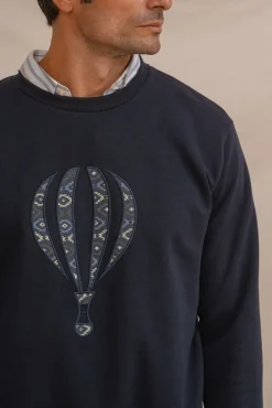 Sweatshirt com bordado frontal
