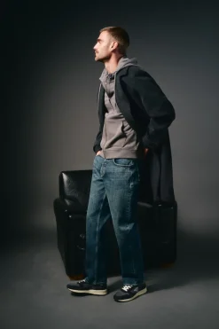 Sweatshirt com capuz