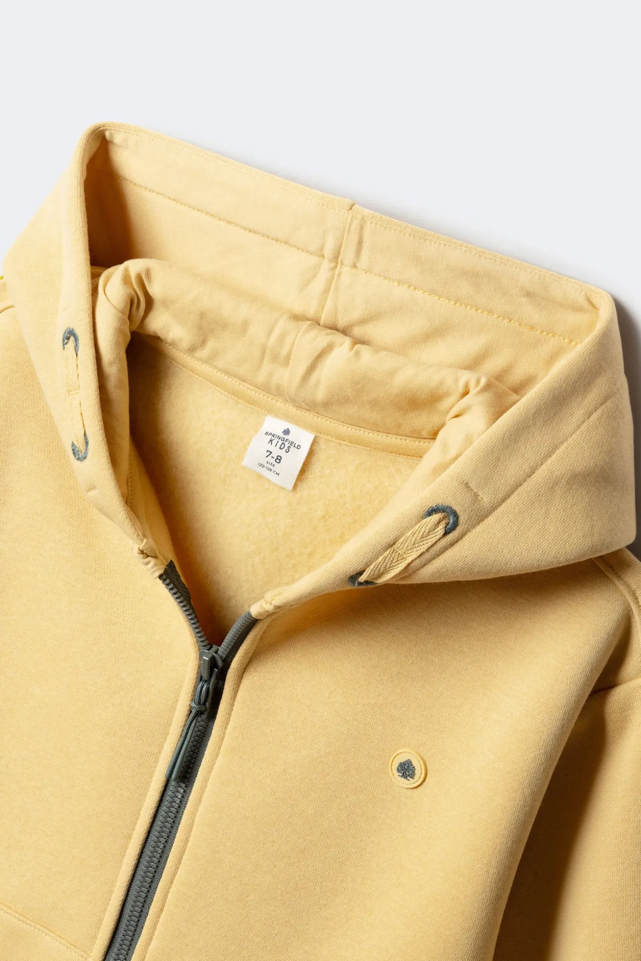 Sweatshirt com capuz aberto para menino