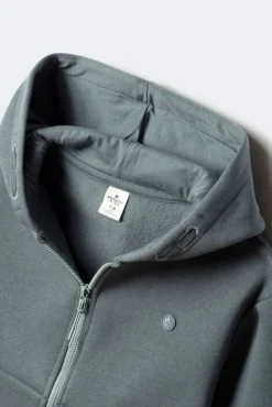 Sweatshirt com capuz aberto para menino