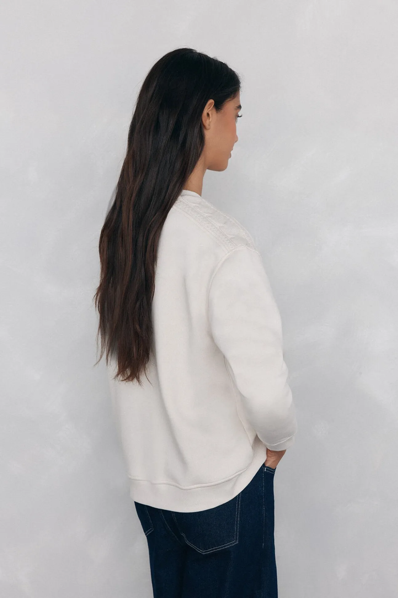 Sweatshirt com detalhe trançado