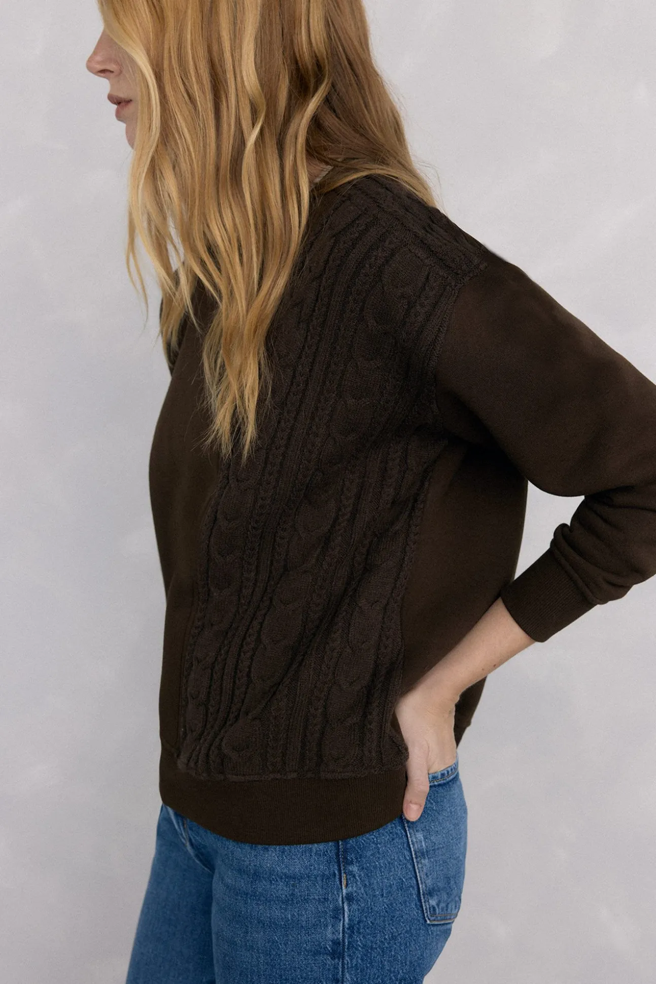 Sweatshirt com detalhe trançado