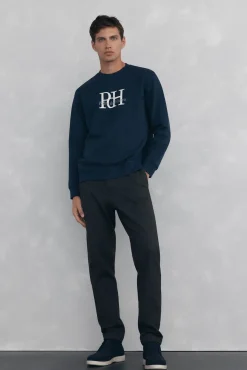 Sweatshirt com gola caixa redonda e logo grande