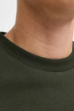 Sweatshirt com logo contrastante