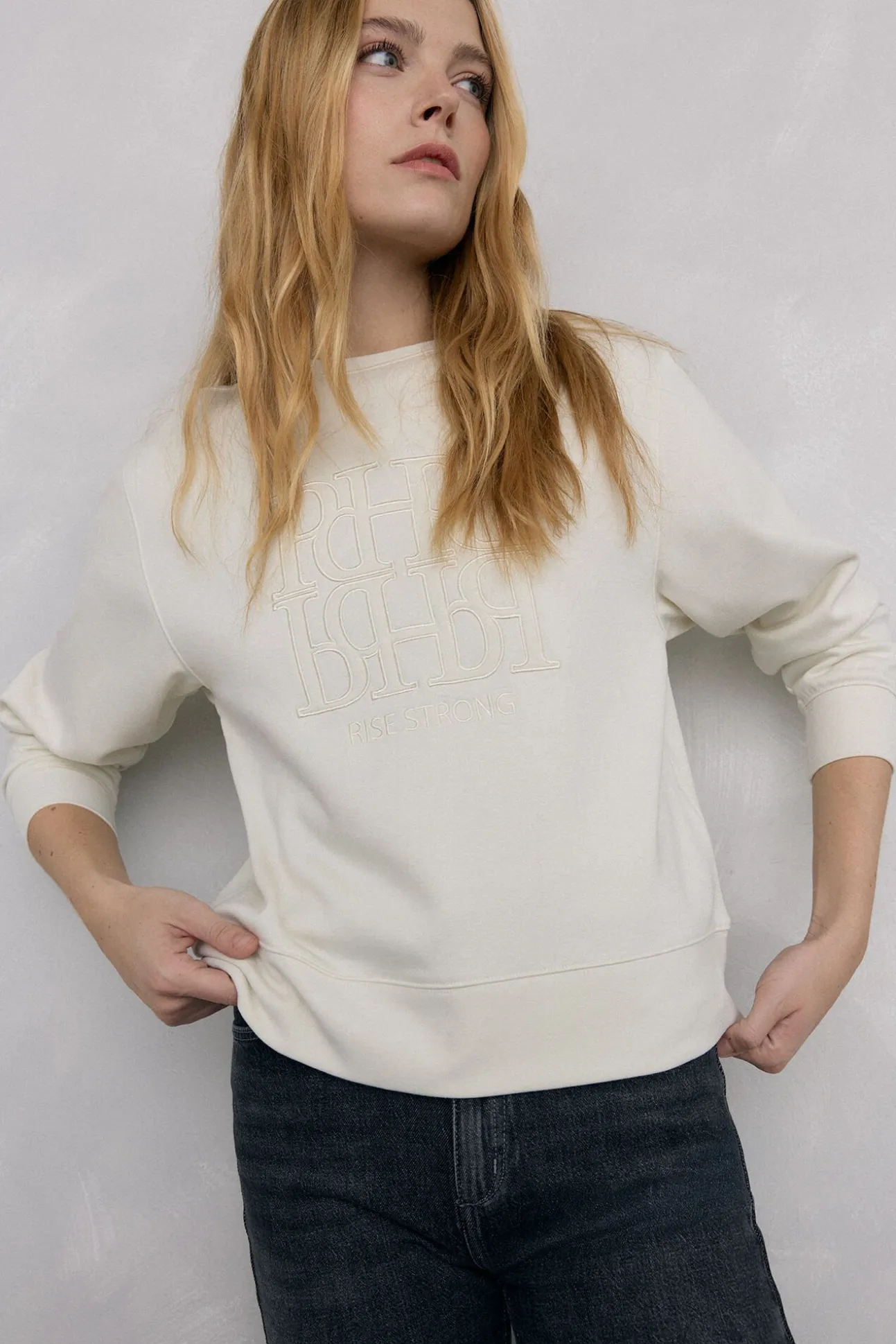 Sweatshirt com logo da PDH